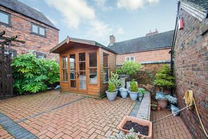 Photo 19- click for photo gallery